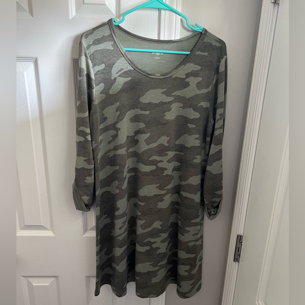 Women’s Camo Long Sleeve Cotton Dress.